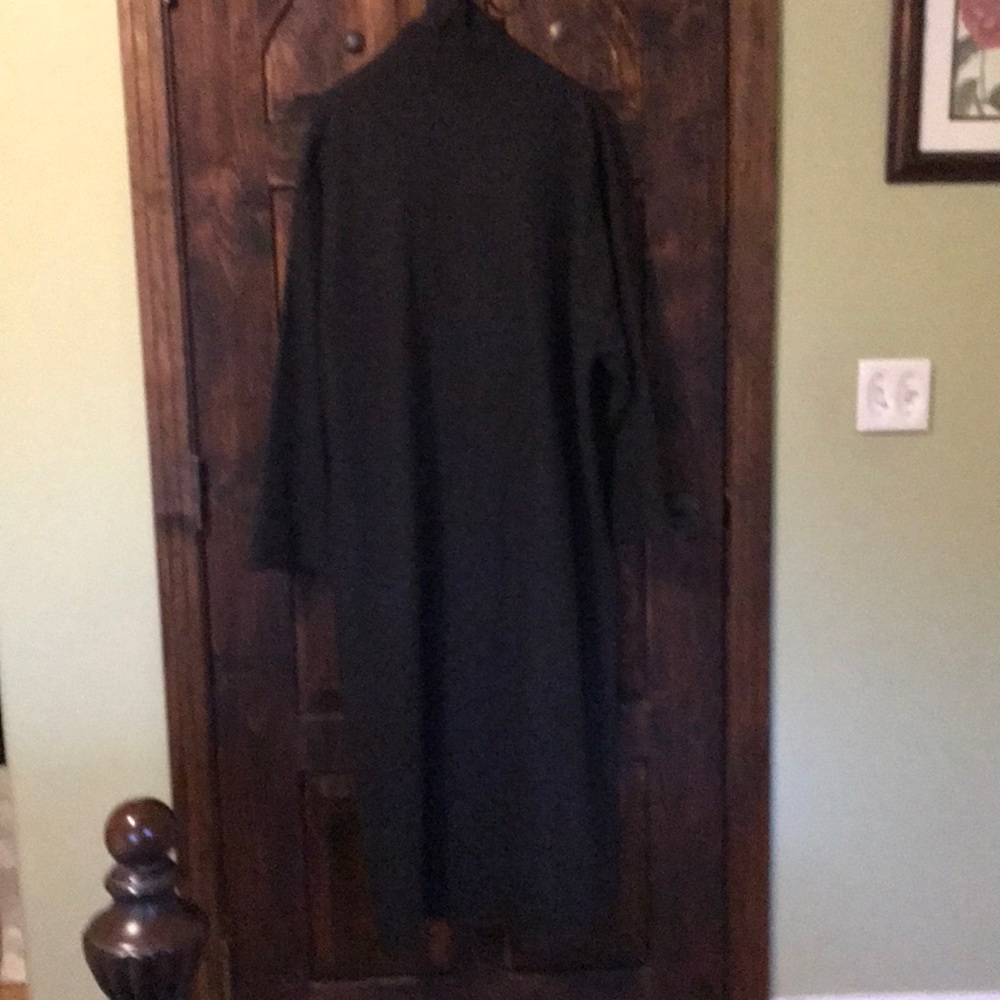 Coat - Picture 2 of 4